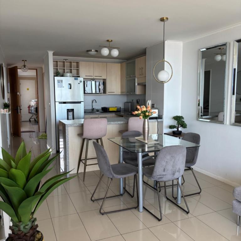 Acogedor departamento con vista al mar - Two-Bedroom Apartment - 3
