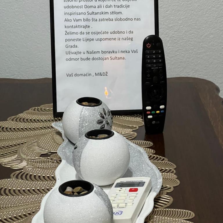 Apartmani M&DŽ Bihać - Three-Bedroom Deluxe Apartment - 4
