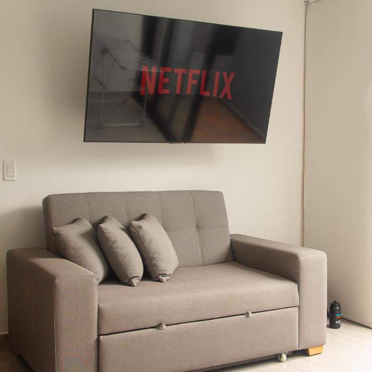 Frente al mall Viva Envigado, AC, moderno - Two-Bedroom Apartment - 8
