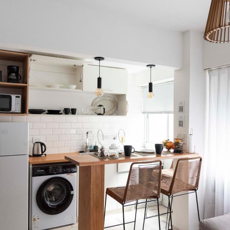 Monoambiente a METROS del MAR en Paseo Olavarría - One-Bedroom Apartment - 17