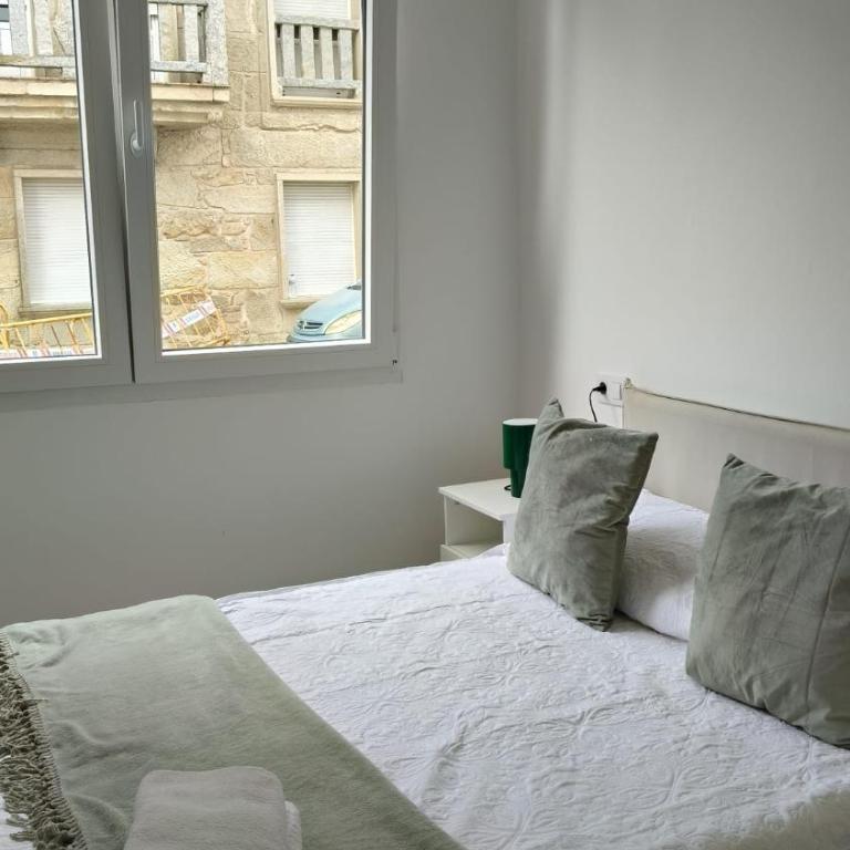Piso Turístico Playa de Compostela - Three-Bedroom House - 2