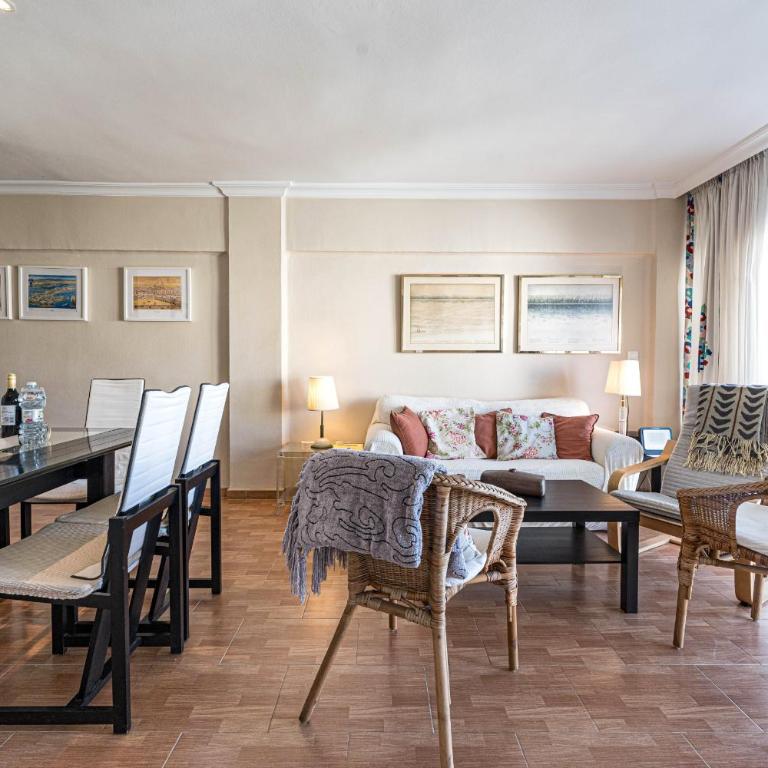 Plaza Marina Living by Casasol - Apartamento de 2 dormitorios con balcón - 3