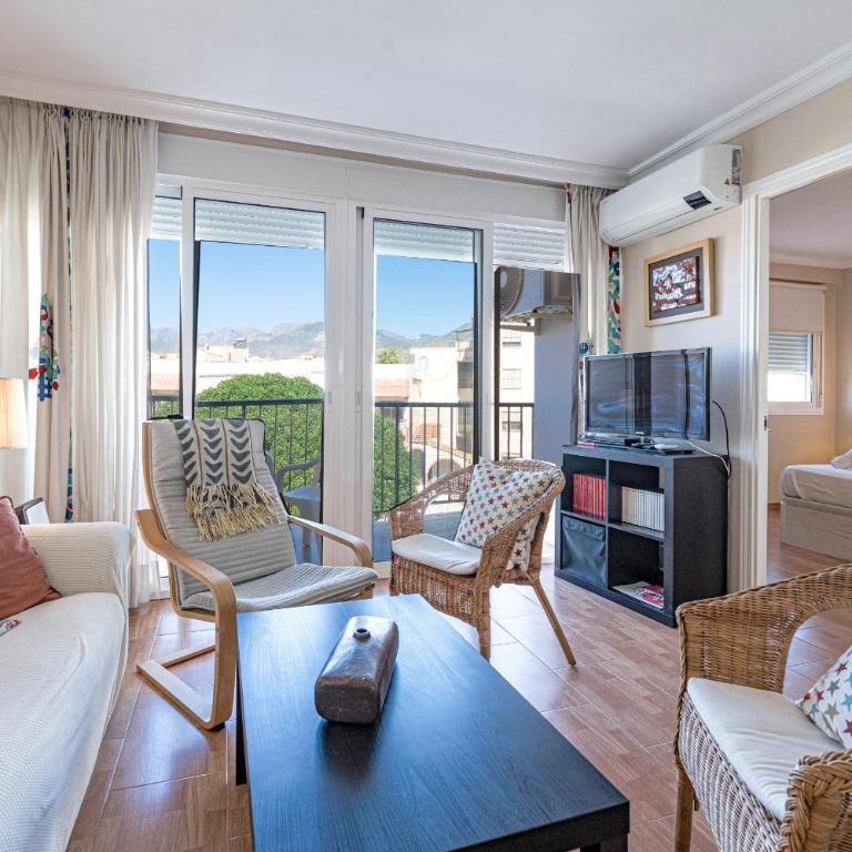 Plaza Marina Living by Casasol - Apartamento de 2 dormitorios con balcón - 1