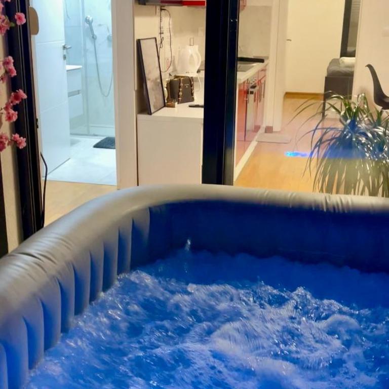 Jacuzzi Apartman Mostar - Two-Bedroom Apartment - 5