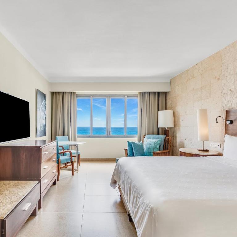 Fiesta Americana Condesa Cancun - All Inclusive - Premium Ocean Front King - 1