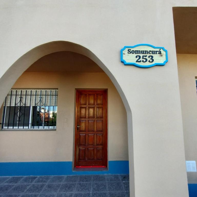 CASA AGUAS AZULES 6 pax LAS GRUTAS - Three-Bedroom Home - 6