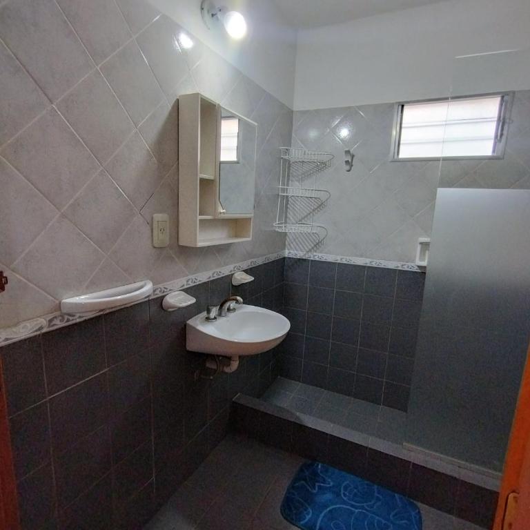 CASA AGUAS AZULES 6 pax LAS GRUTAS - Three-Bedroom Home - 14