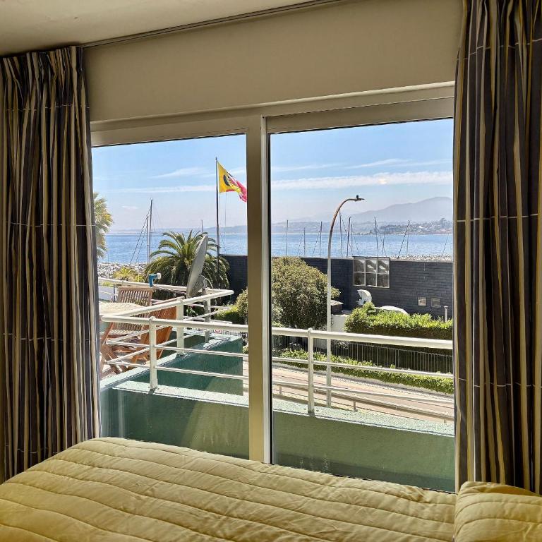 Spectacular apartment with full ocean views - Apartment - 33