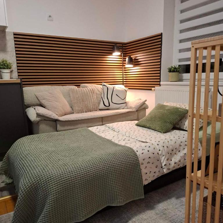 NS Urban Stay-Studio with Balcony and Free Parking - Apartman sa 1 Spavaćom Sobom - 15