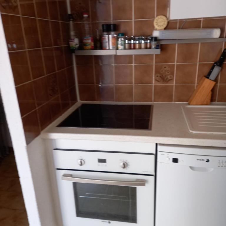 Réserve africaine 15 mn - Plage 200 m - Le Mieukerien - Appartement 2 Chambres - 8