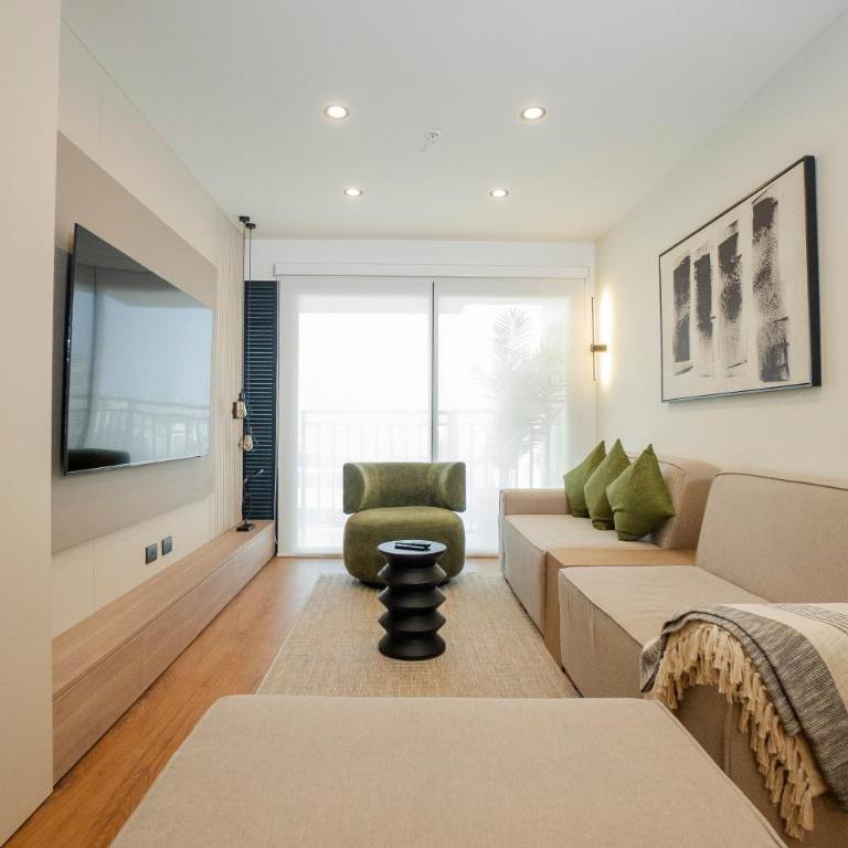 Luxurious Apartment in the heart of Miraflores - Three-Bedroom Apartment - 7