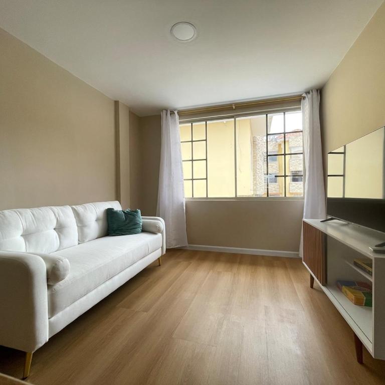 Casa Terminal Terrestre - Three-Bedroom Villa - 2