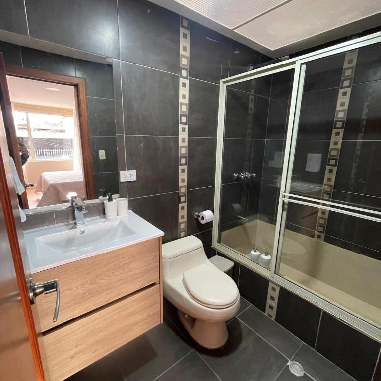 Casa Terminal Terrestre - Three-Bedroom Villa - 4