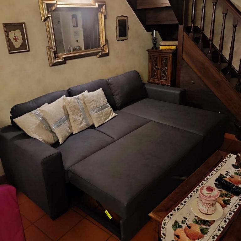 Accogliente alloggio nel pieno centro storico della città parcheggio in box privato incluso - Appartamento con 1 Camera da Letto - 4