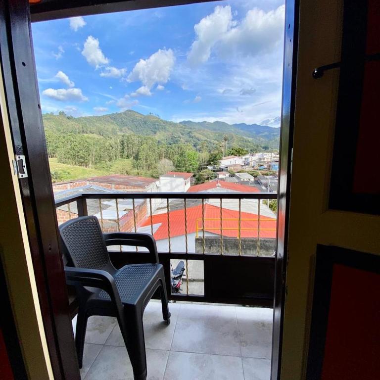 Casa Borbon - Habitación Doble con balcón y baño privado - 12