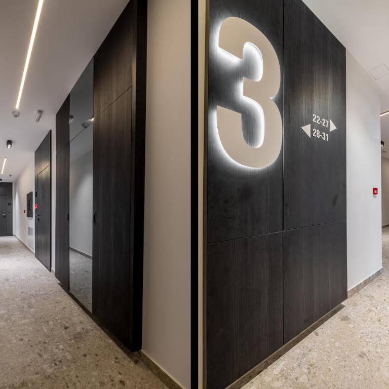Premier Nova Residence with free parking - Apartman s 1 Spavaćom Sobom i Terasom - 12