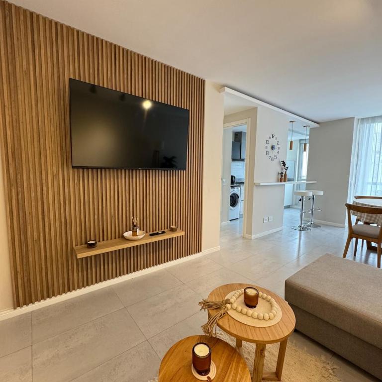 Saint Cathering 2Amb Aldrey Pileta climatizada - One-Bedroom Apartment - 5