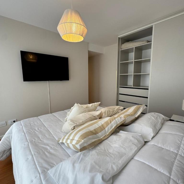 Saint Cathering 2Amb Aldrey Pileta climatizada - One-Bedroom Apartment - 10