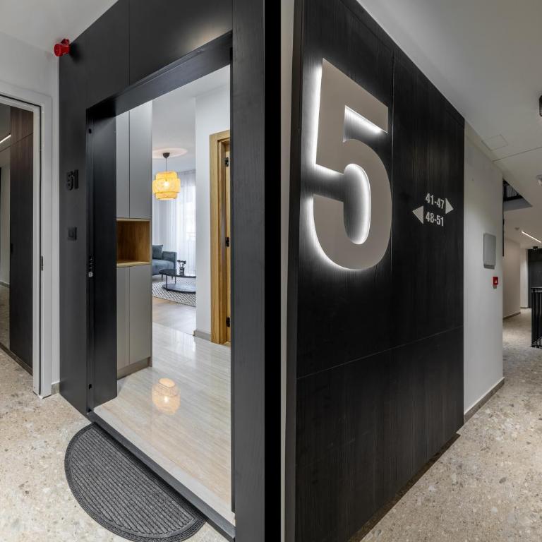 Premier Nova Residence with free parking - Apartman s 1 Spavaćom Sobom i Terasom - 8