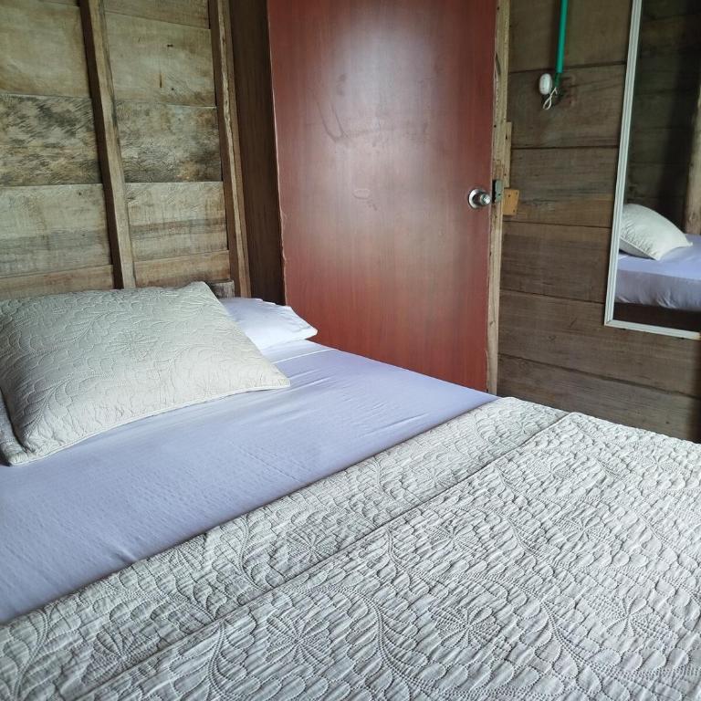 Mi Cabañita Guest House - Habitación Doble con balcón y vistas al mar - 8