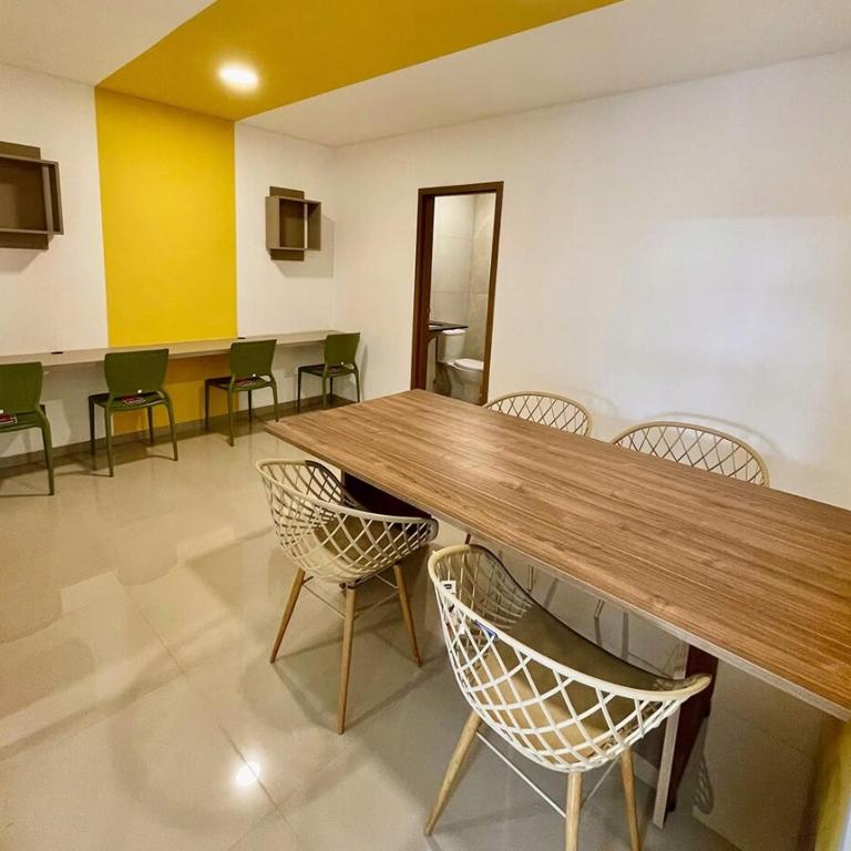 Departamento de 2 habitaciones en Av Las Americas - Two-Bedroom Apartment - 20