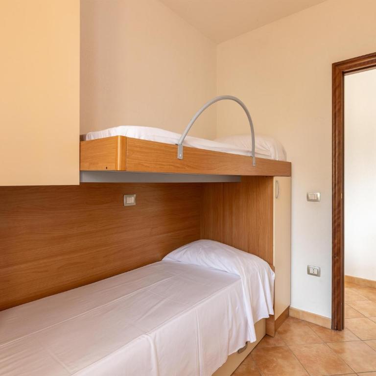 Apartment in residence with patio - Appartamento con 2 Camere da Letto - 20