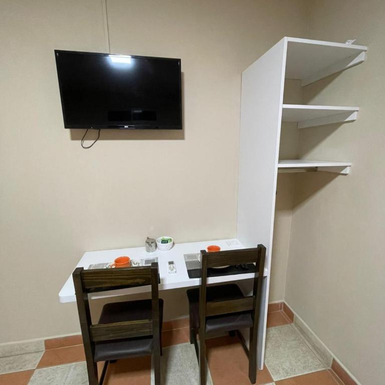 Hotel Don Luis - Family Room - 4