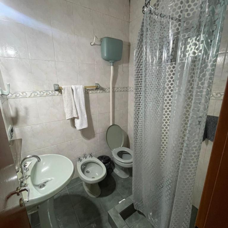Hotel Don Luis - Family Room - 10