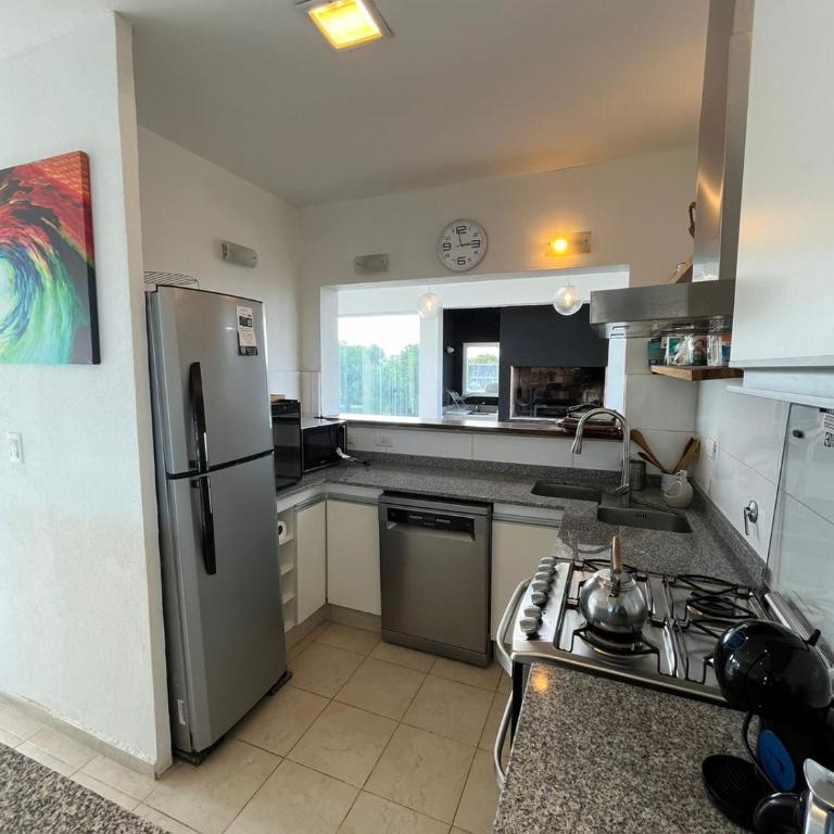 Residencial 661 Costa Esmeralda - Casa - 29