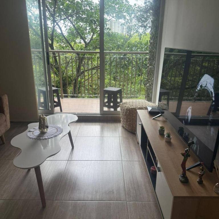 Ubicación privilegiada, lujo y confort en Armenia - Apartamento de 3 dormitorios - 20