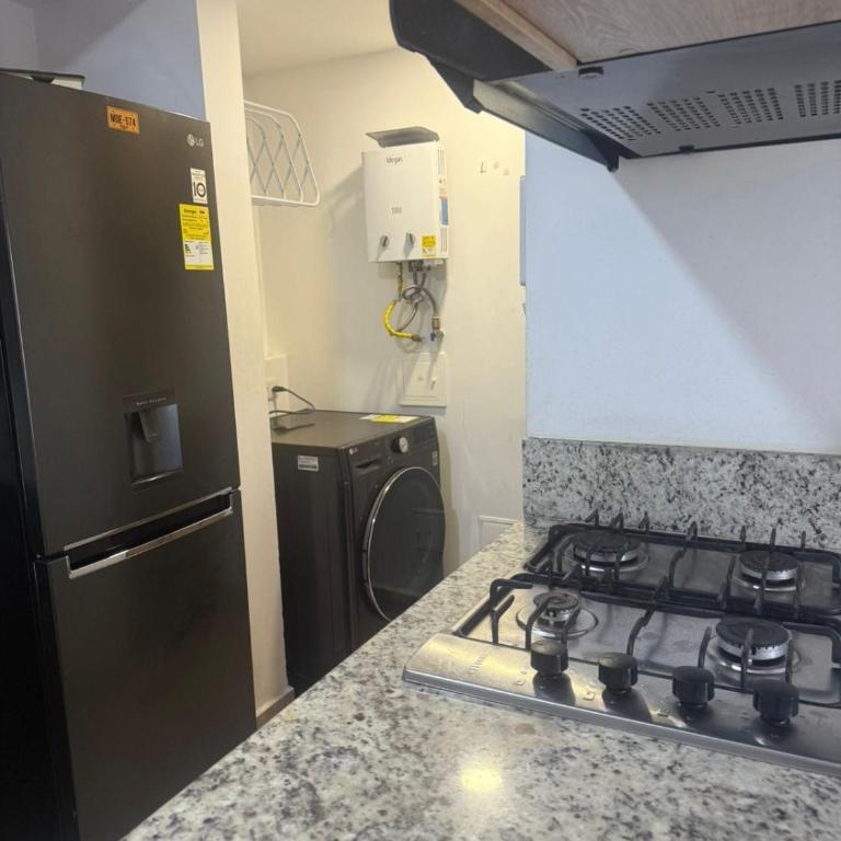 Ubicación privilegiada, lujo y confort en Armenia - Apartamento de 3 dormitorios - 26