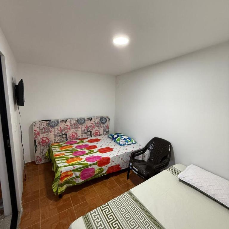 Hostal Maxim - Casa de 3 dormitorios - 8