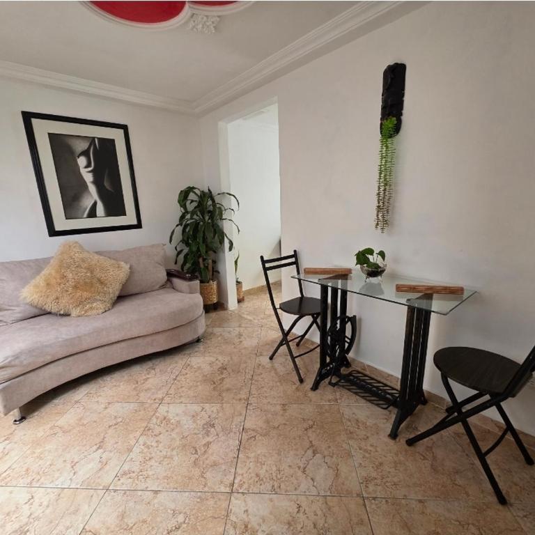 aparta-estudio cerca estación metro poblado - Apartamento de 1 dormitorio - 6