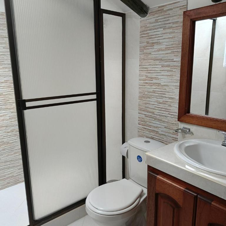 Apartamento inolvidable a 4 cuadras de la plaza - Three-Bedroom Standard Apartment - 14