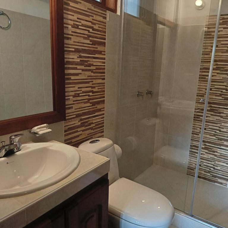 Apartamento inolvidable a 4 cuadras de la plaza - Three-Bedroom Standard Apartment - 7
