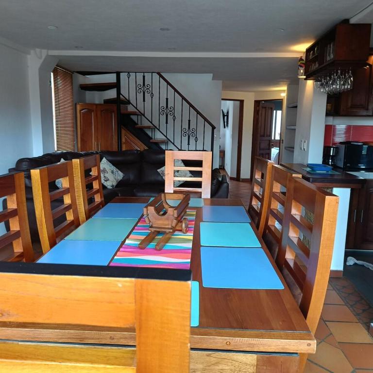 Apartamento inolvidable a 4 cuadras de la plaza - Three-Bedroom Standard Apartment - 1