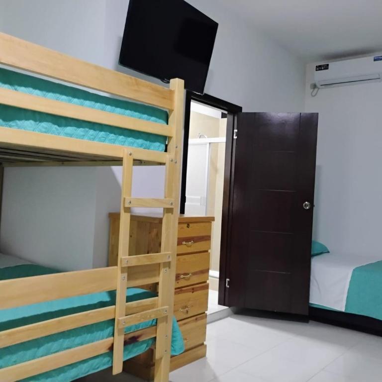 Hosteria La Veleta, Playas - Habitación Familiar Deluxe - 5