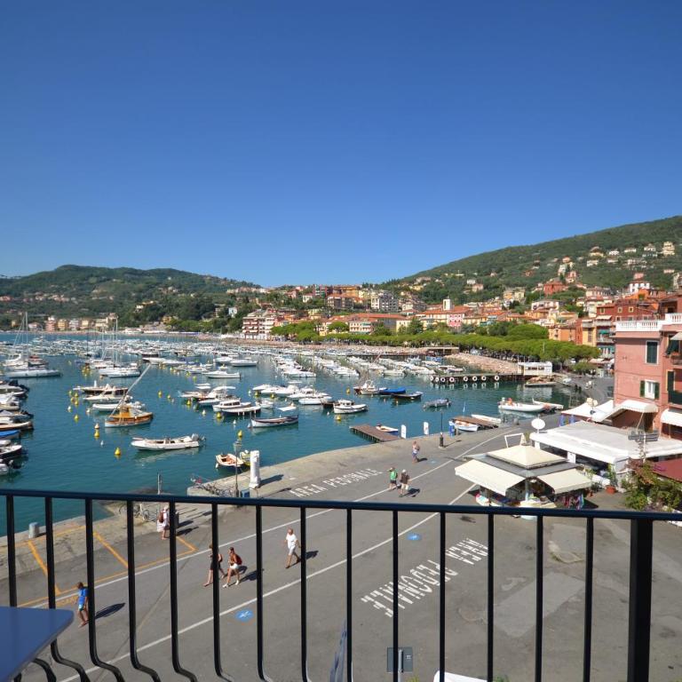 Al Molo Sea View Rooms - Camera Matrimoniale Deluxe con Balcone e Vista Mare - 16