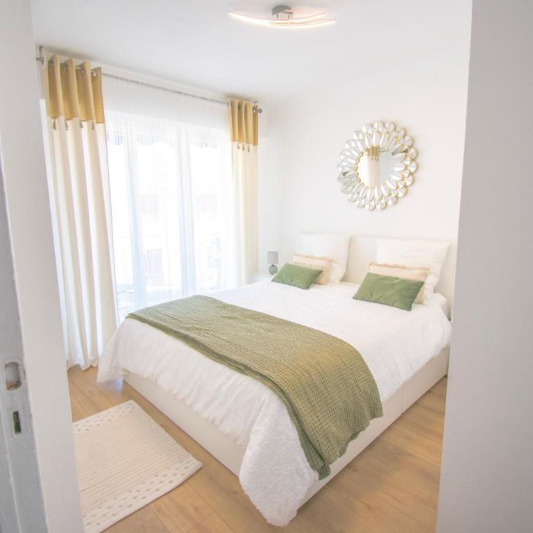 Bright 1Bedroom Apartment, Steps to Juan les Pins Beach - Appartement 1 Chambre - 6