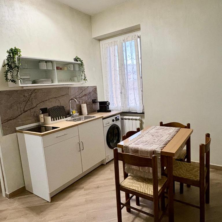 La Dimora di Bilbo METRO B - Appartamento con 1 Camera da Letto - 13