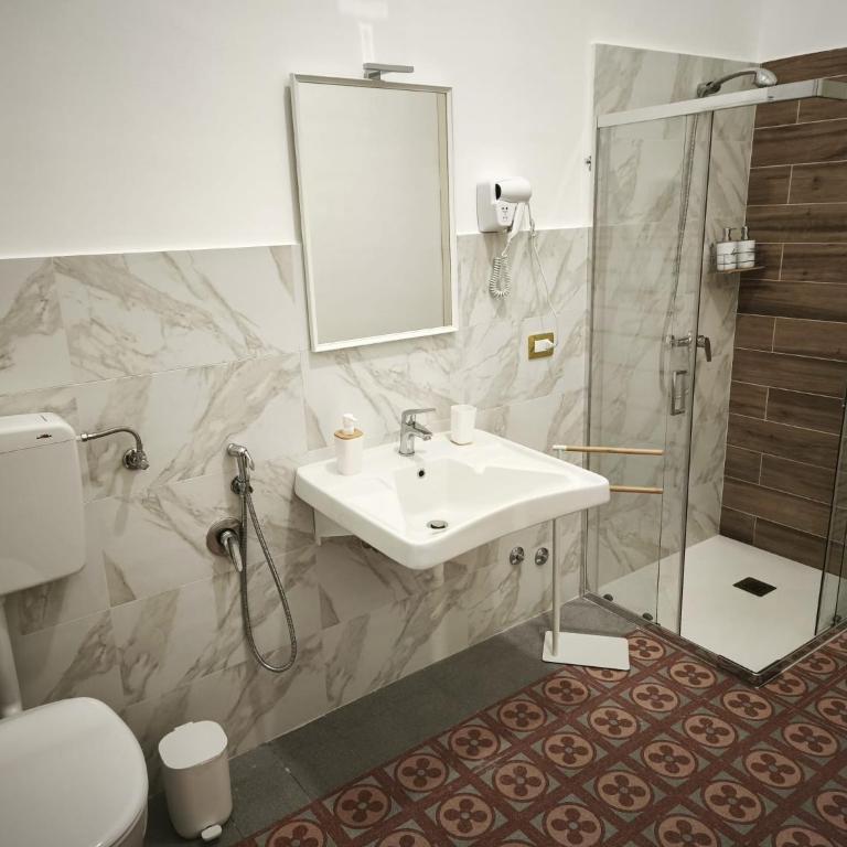 Dimora dei Nobili - Double Room with Private Bathroom - 3