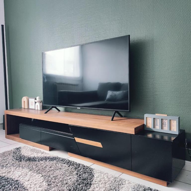 Large modern 2 bedrooms, bright & cozy hypercentre - Appartement 2 Chambres - 2