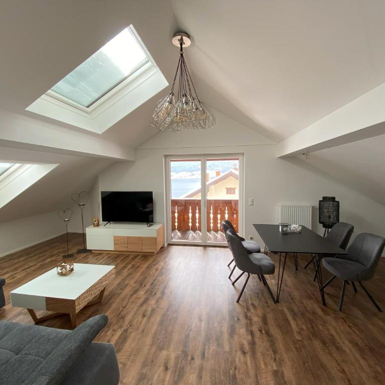Au 10 - Loft Apartment mit1 Schlafzimmer und Balkon - 1