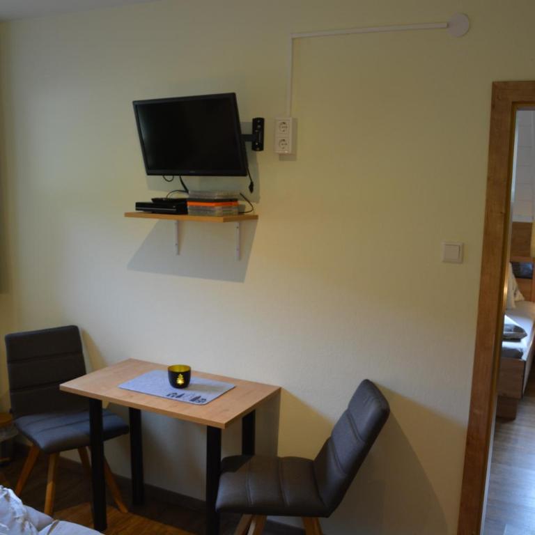 Pension Stieber - Chambre Quadruple avec Baignoire - 11