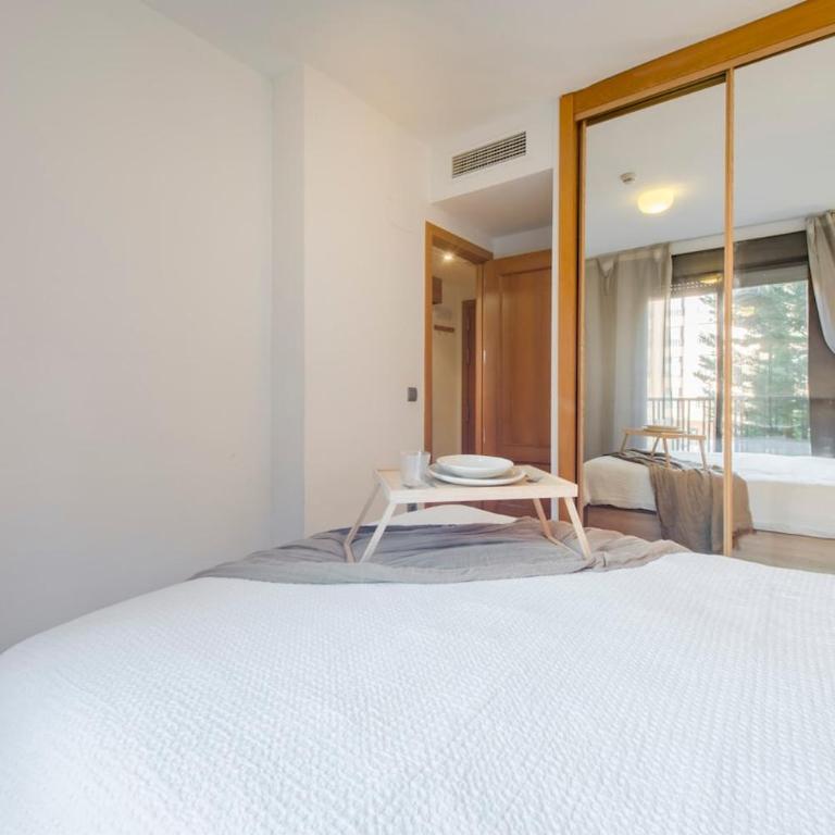 Luxury Apartment Barajas - One-Bedroom Apartment - 31