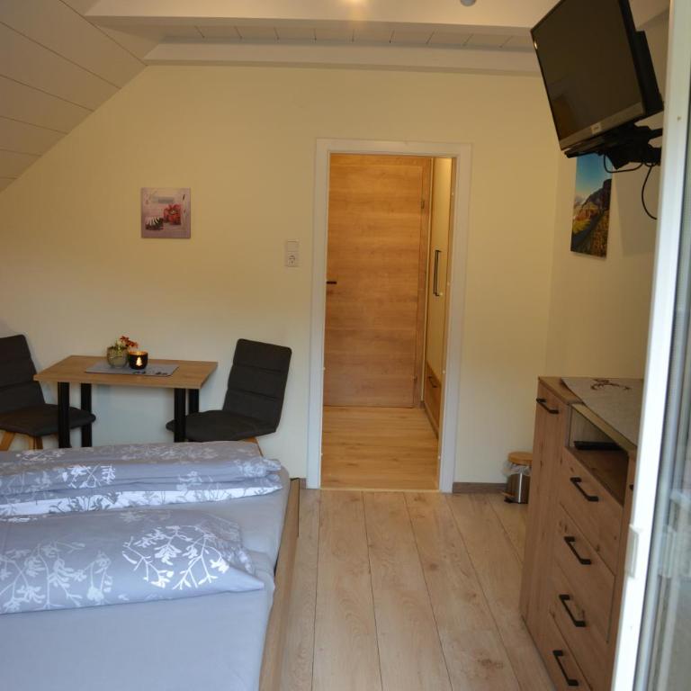 Pension Stieber - Chambre Double avec Balcon - 11