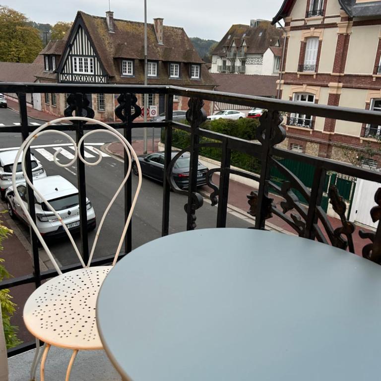 Appartement de Charme au Cœur de Deauville - Apartment mit 2 Schlafzimmern - 8