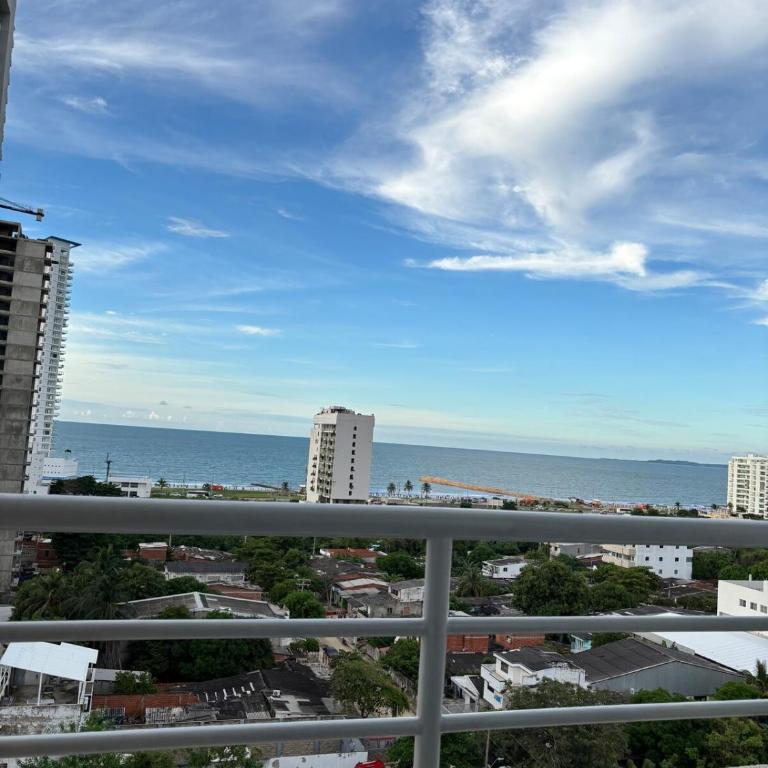 New apartment with ocean view on the 13th floor - Three-Bedroom Apartment - 6