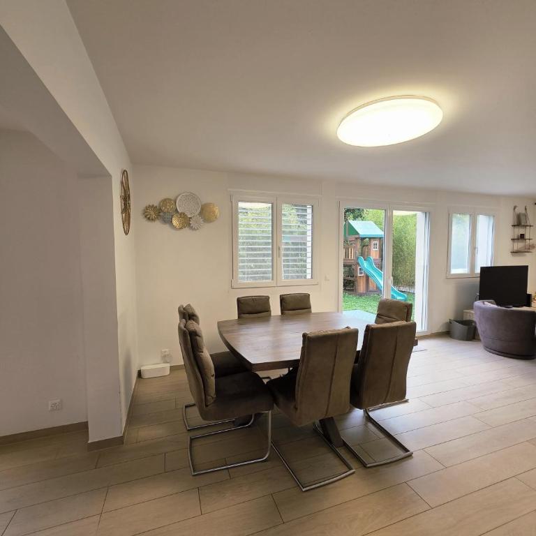 Charming family villa - Villa - 44