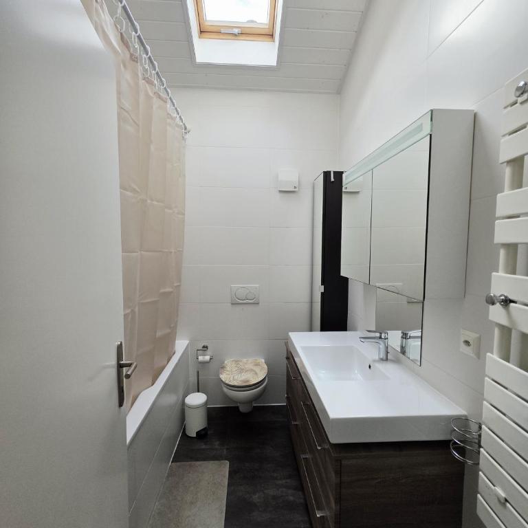 Charming family villa - Villa - 21